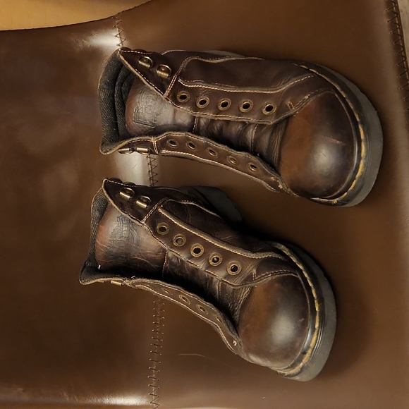 Dr. Martens 9352 Vintage Boots Made in England - Picture 5 of 10
